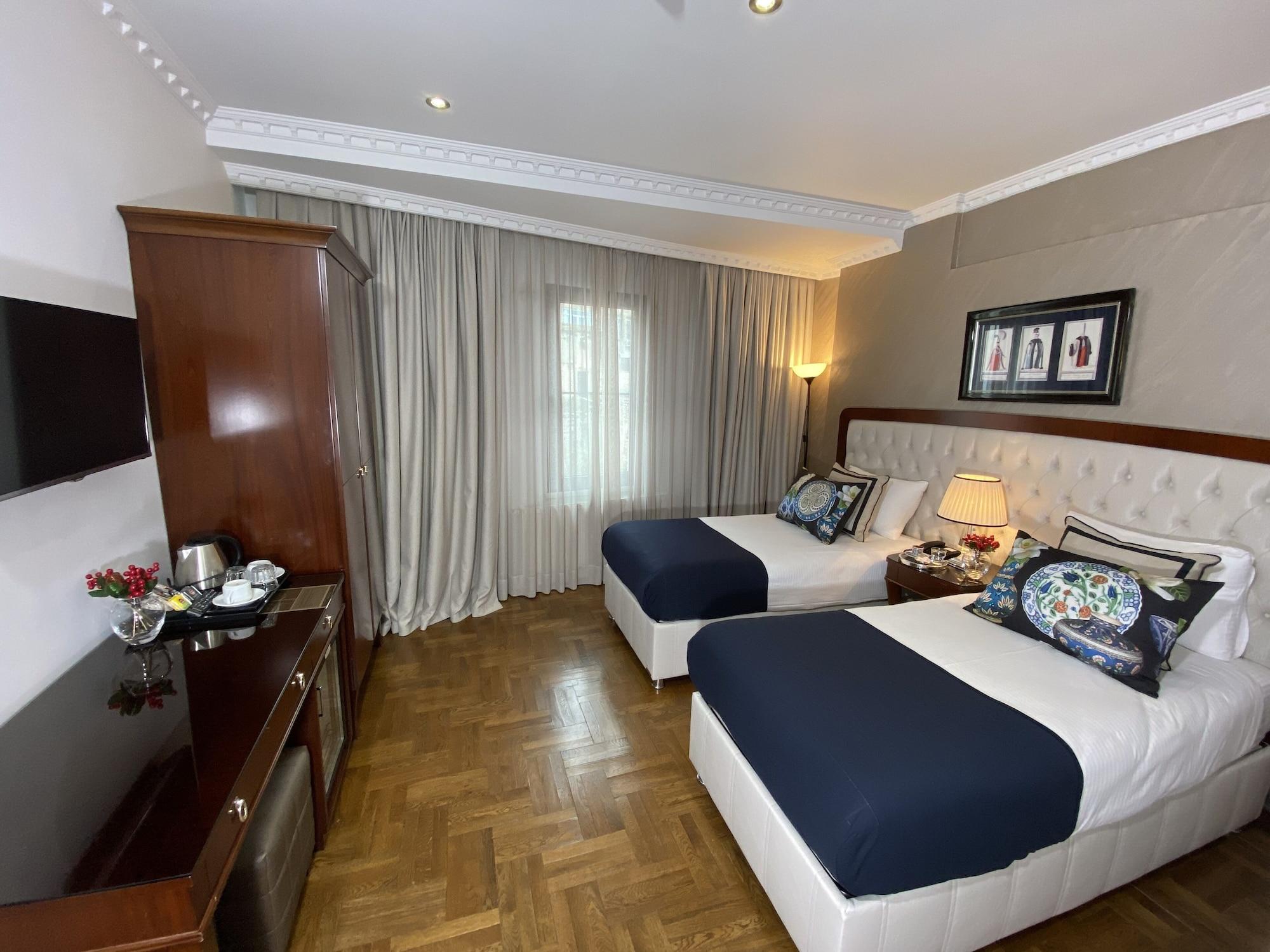 איסטמבול Four Doors Hotel מראה חיצוני תמונה