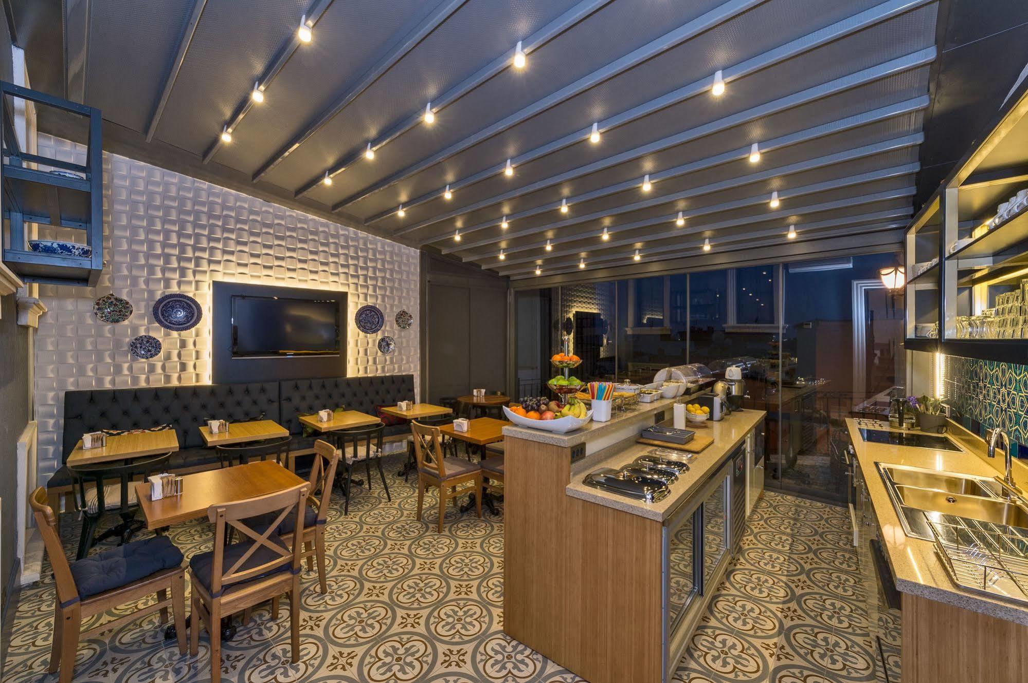 איסטמבול Four Doors Hotel מראה חיצוני תמונה